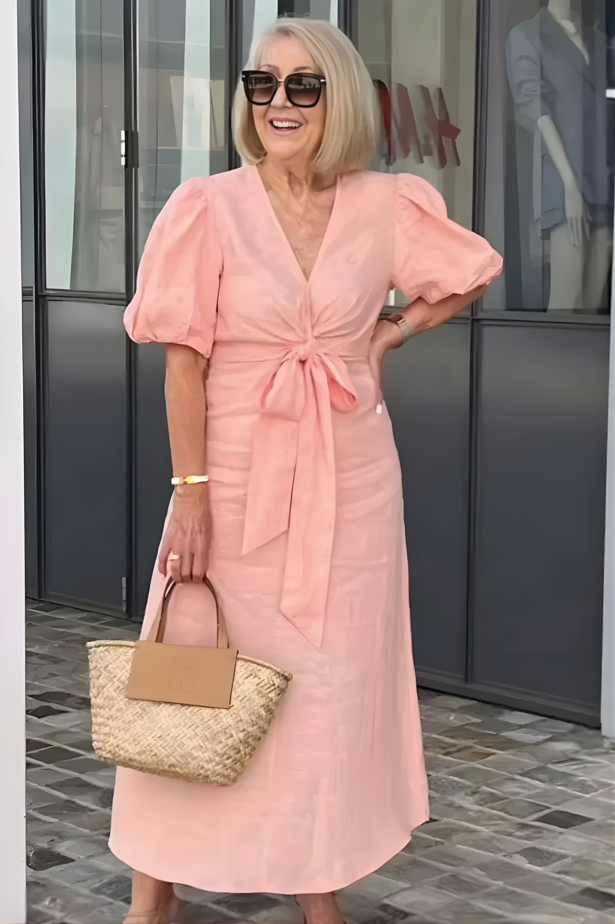 Siena | V-Neck Sleeve Dress