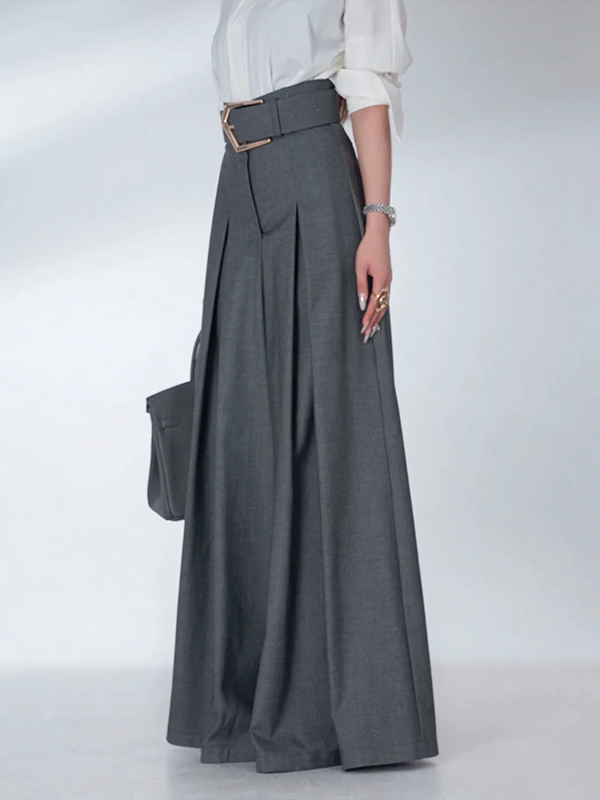 Wide-Leg Relaxed Pants