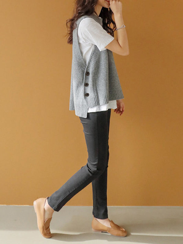 Round-Neck Button-Detail Sleeveless Relaxed Vest