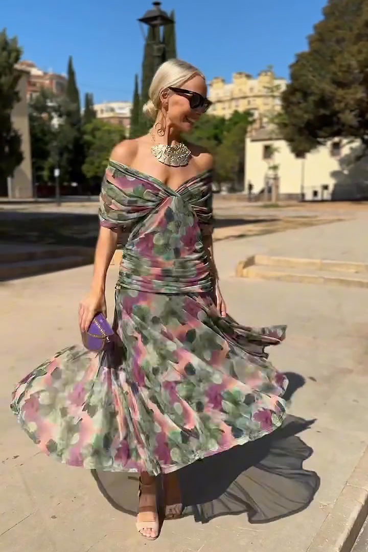 Emelia | V-Neck Maxi Dress