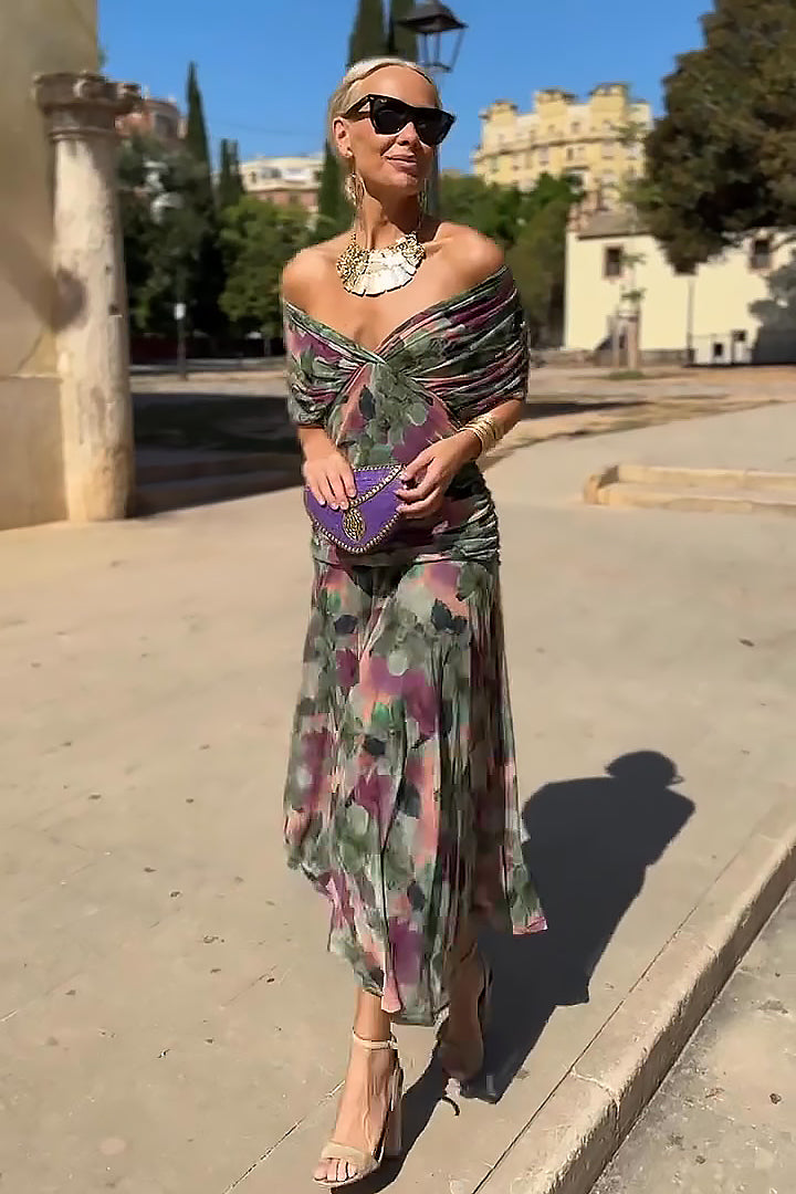 Emelia | V-Neck Maxi Dress