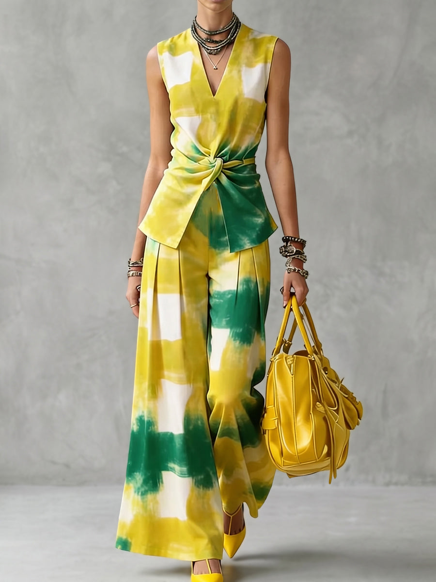 Printed Wide-Leg High-Waist Pleated Pants