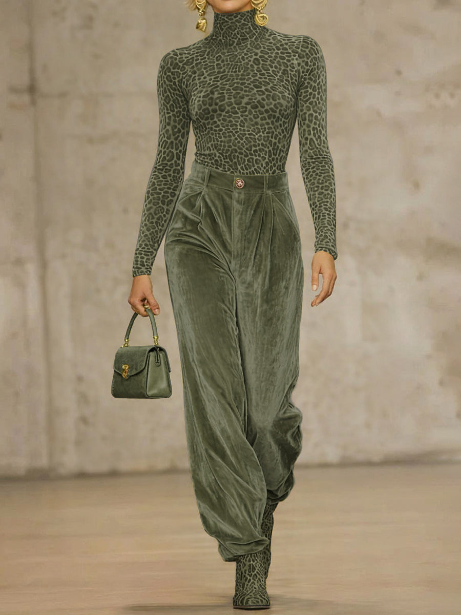Velvet High-Waist Pleated Pocket Pants