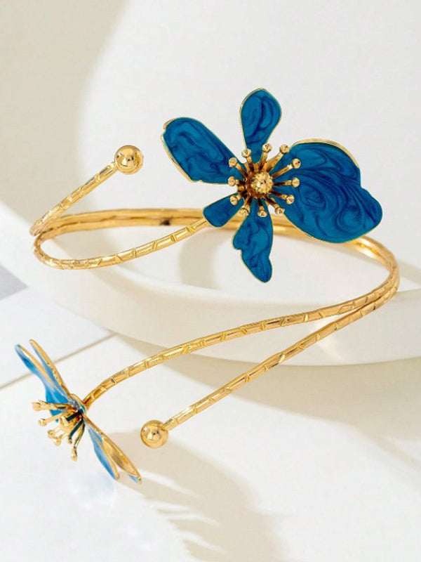 Adjustable Floral Cut-Out Armlet