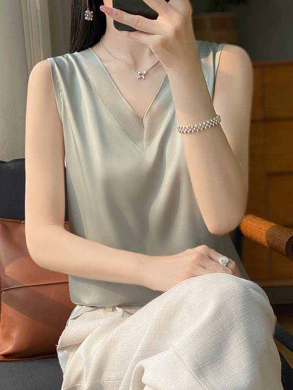 V-Neck Sleeveless Relaxed Vest