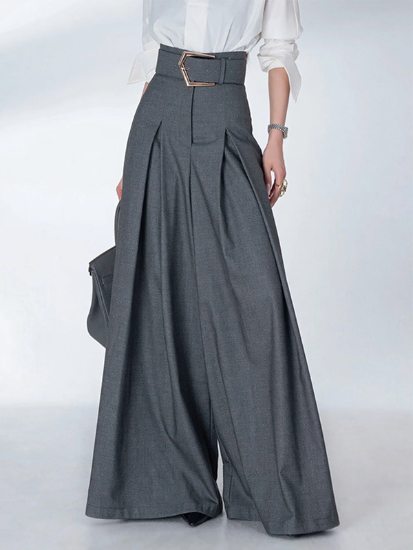 Wide-Leg Relaxed Pants