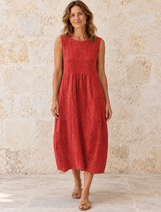 Fern | Textured Sleeveless Midi Dress — Red
